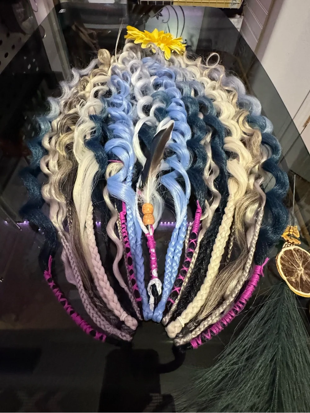 Curly Clip-In Hair Extensions in Blue and Blonde - Voluminous Waves